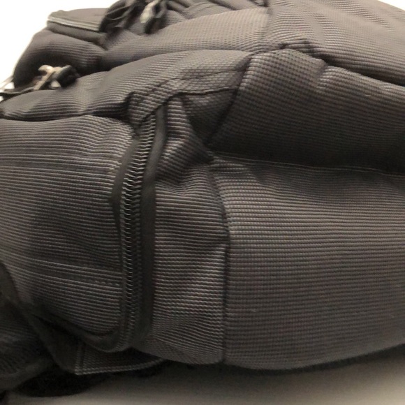 OGIO STRATAGEM BACKPACK SIZE M - Picture 9 of 16